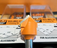 V-veide frēze kompozītu materiālu paneļu locīšanai