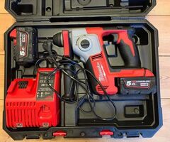 Jauns Milwaukee M18 BH perforators