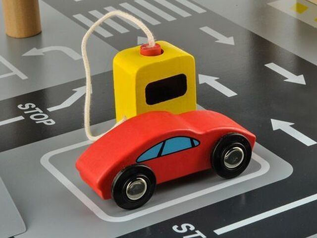 Koka rotaļu daudzstāvu autostāvvieta - 3/4