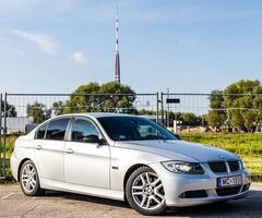 Bmw 330d ar 3.0 litru dīzeļdzinēju