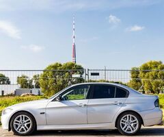 Bmw 330d ar 3.0 litru dīzeļdzinēju