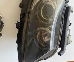 Pārdodu BMW e9x dynamic xenon lukturus