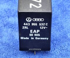 Audi relejs 272