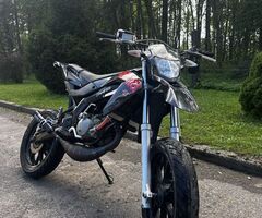 Pārdodu aprilia sx 50 labā tehniskā un vizuālajā stāvoklī.