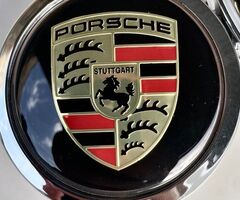 Комплект из 4 колесных центров для Porsche 76 мм.